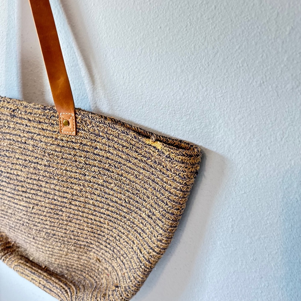 Neutral Cottagecore boho chic Blue Tan Woven Fiber Leather Strap Tote Bag Larg - Picture 7 of 9